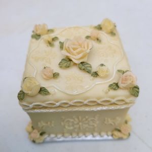 Vintage 1993 Trinket Box  Hand-Painted, "Dezine"